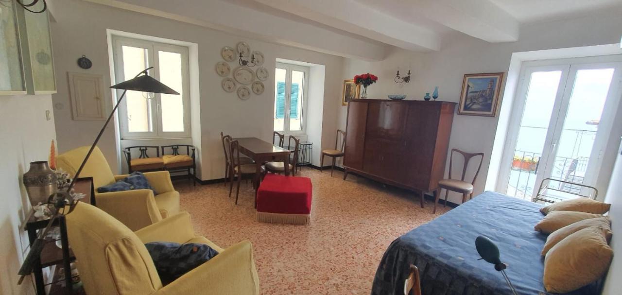 Casa Del Sole Affacciato Sul Mare Lejlighed Cervo Eksteriør billede