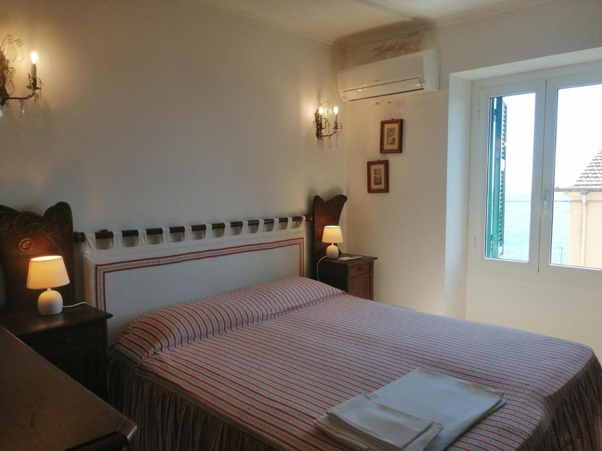 Casa Del Sole Affacciato Sul Mare Lejlighed Cervo Eksteriør billede